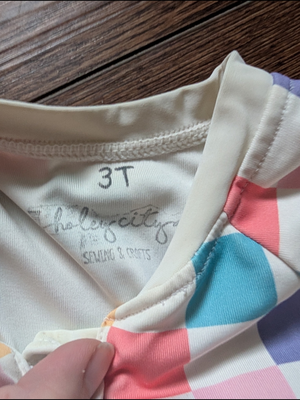 $ 💥3/$24 Kids Multi-Color Check Long-Sleeve Swim Rashguard One-Piece - Picture 4 of 7